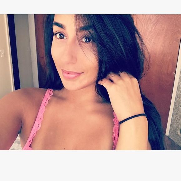 Meet the Posher Other - Meet your Posher, Amanda